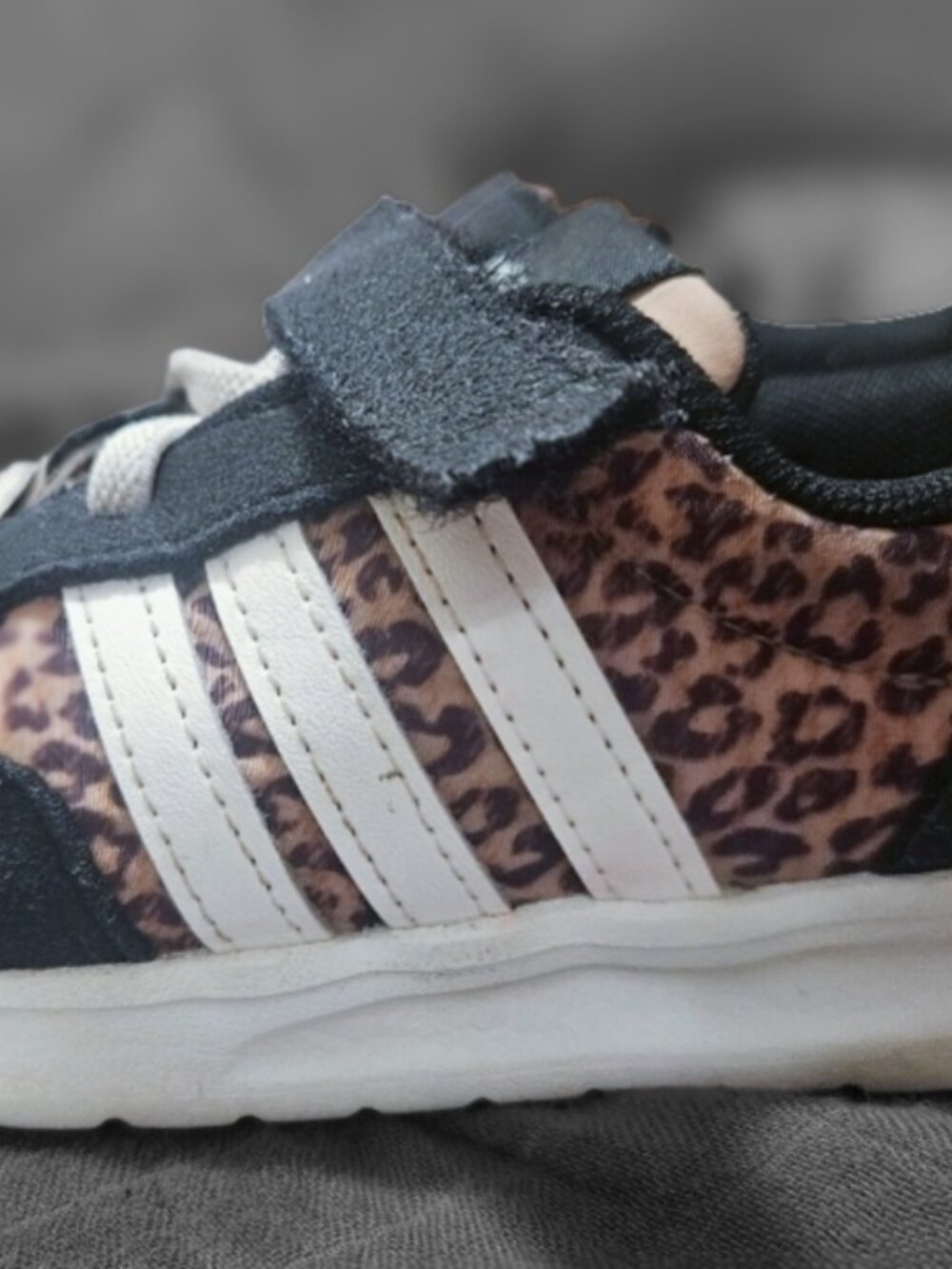 adidas Run 70s 2.0